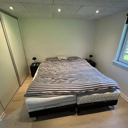 Apartament Nyrenoveret Hus Til 2 Personer Arre