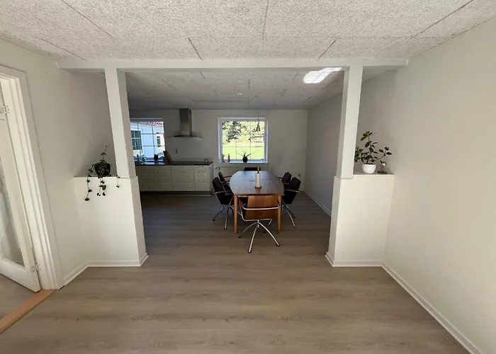 Nyrenoveret Hus Til 2 Personer Arre